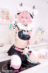Gái Việt ZinieQ (@zinie) cosplay Varesa từ Genshin Impact