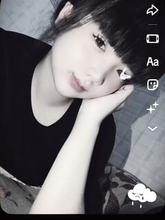 Bé thèm đụ
